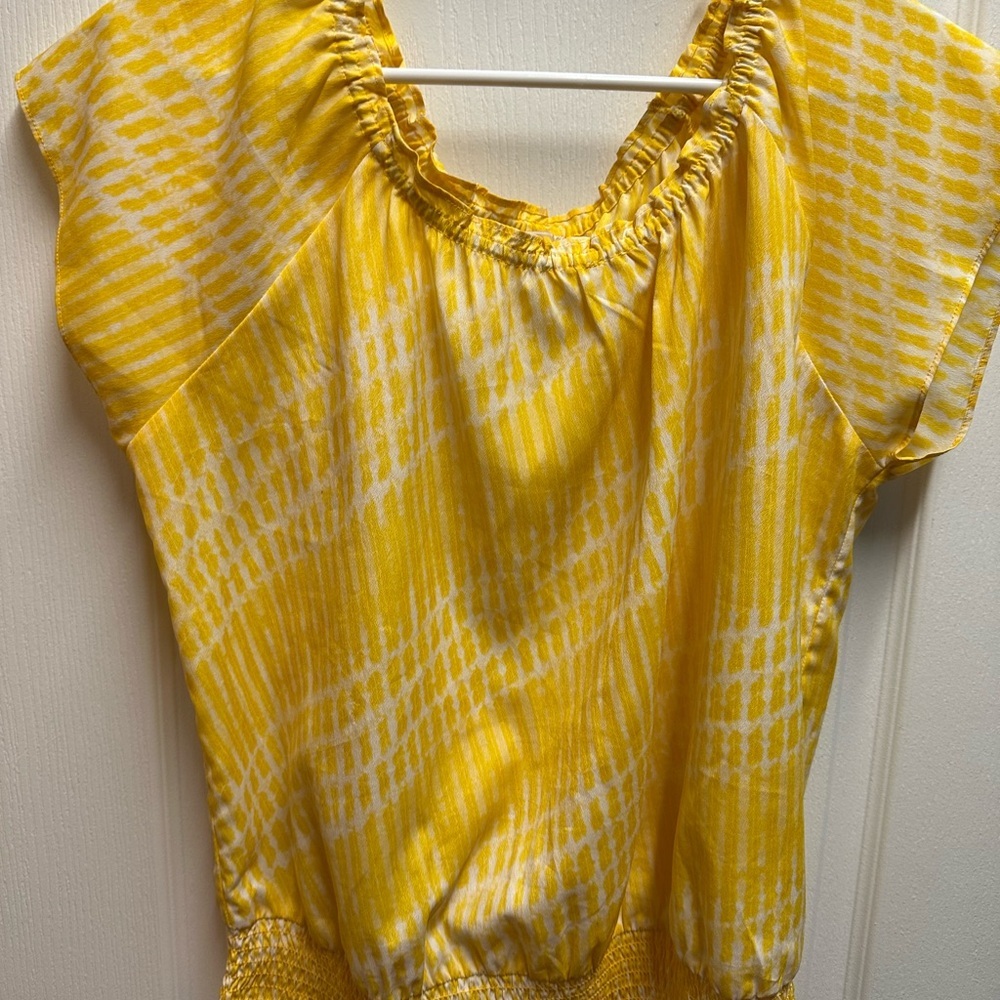 Michael Kors Yellow and White Women's Top size L/ NWOT # 453